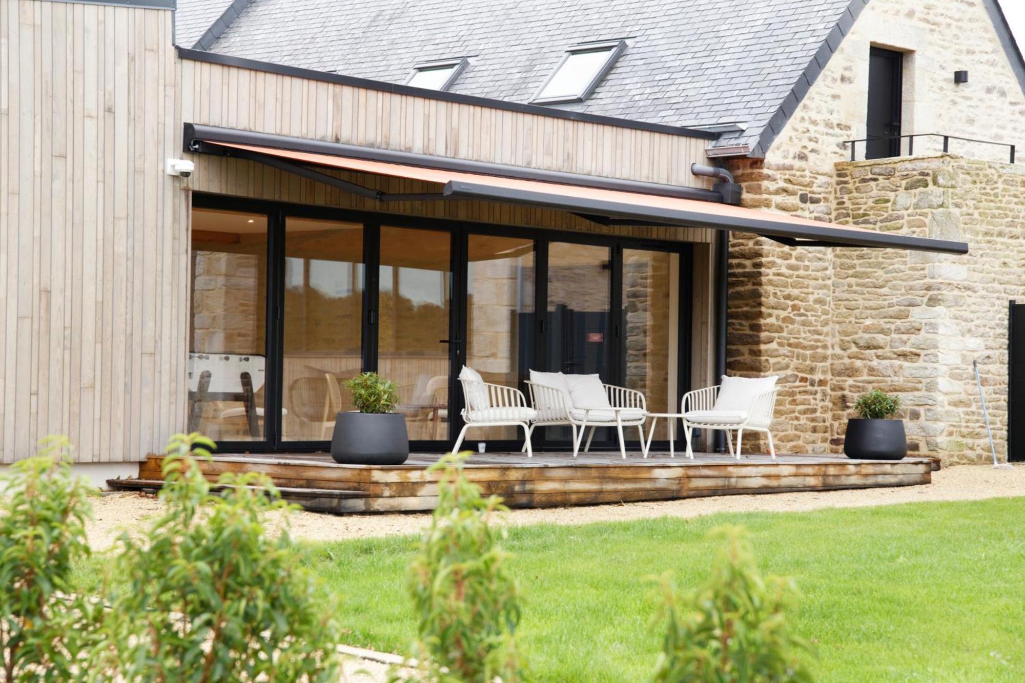 Le Domaine De Soani - Piscine Interieure, Jacuzzis & Sauna Adult Only Saint-Evarzec Exterior photo